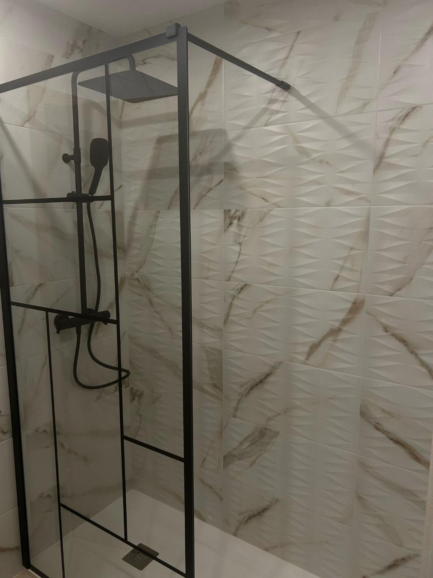 Apartamento Primera Linea De Playa Paseo Maritimo Perla 5 Fuengirola Εξωτερικό φωτογραφία